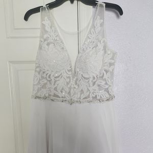 Preloved Wedding Dress